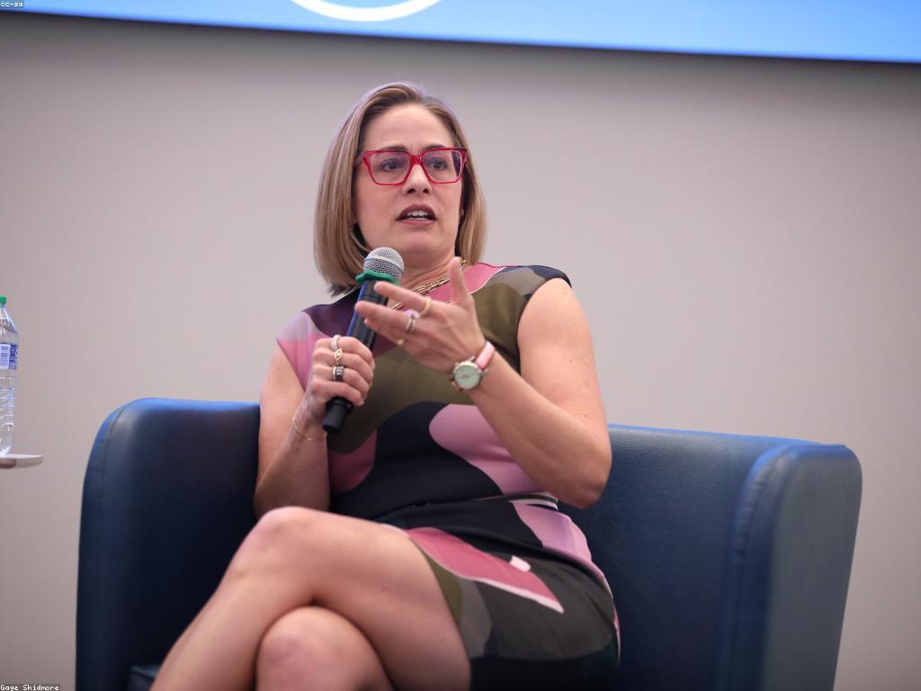 សារៈសំខាន់នៃភាពជឿជាក់និងការត្រួតពិនិត្យក្នុងការគ្រប់គ្រង